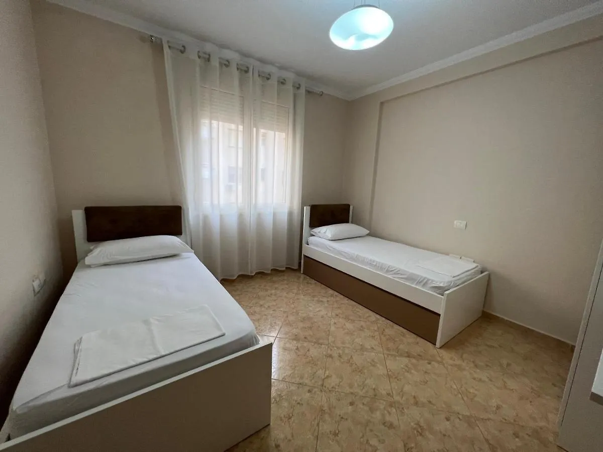 Cc Apartment 2 Wlora